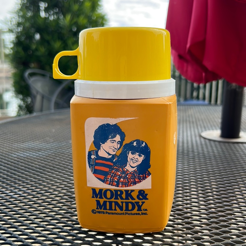 Vintage Mork and Mindy thermos. Great shape